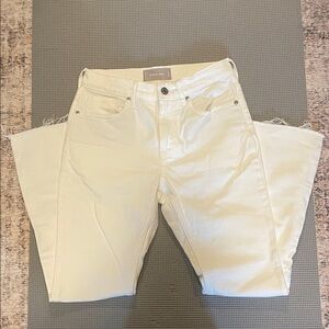 Everlane Women's Ecru Cropped Kick Jeans